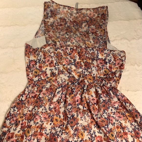 Floral Colorful Summer Mini Dress with belt - Picture 12 of 16